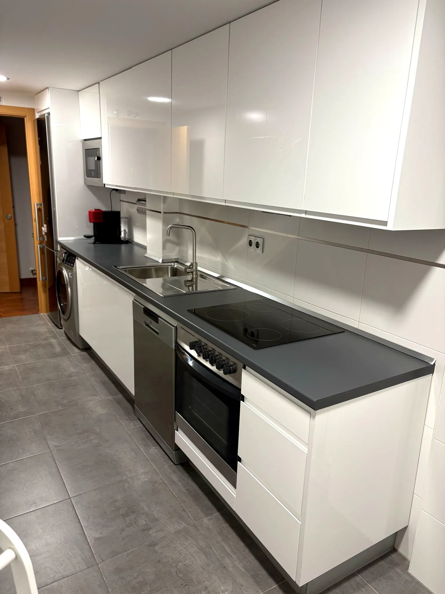 Renovación de Cocina en Galería — después